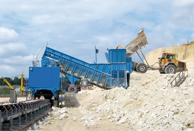 KTU-W系列轮胎移动式地表给料机-卡车卸料机