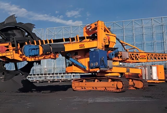 KBWR2800移动式斗轮取料机