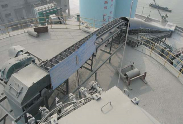 KS系列波状挡边皮带输送机