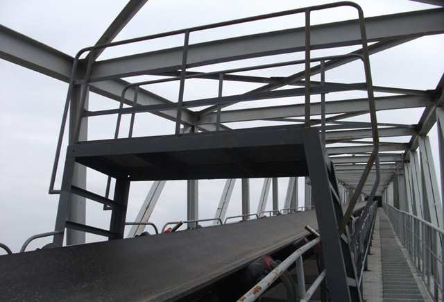 TD75型带式输送机