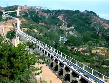 长距离管状皮带输送机