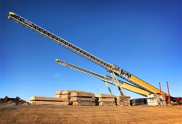 ktb系列履带移动式输送机