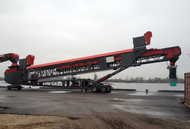 KC系列履带移动式装船机